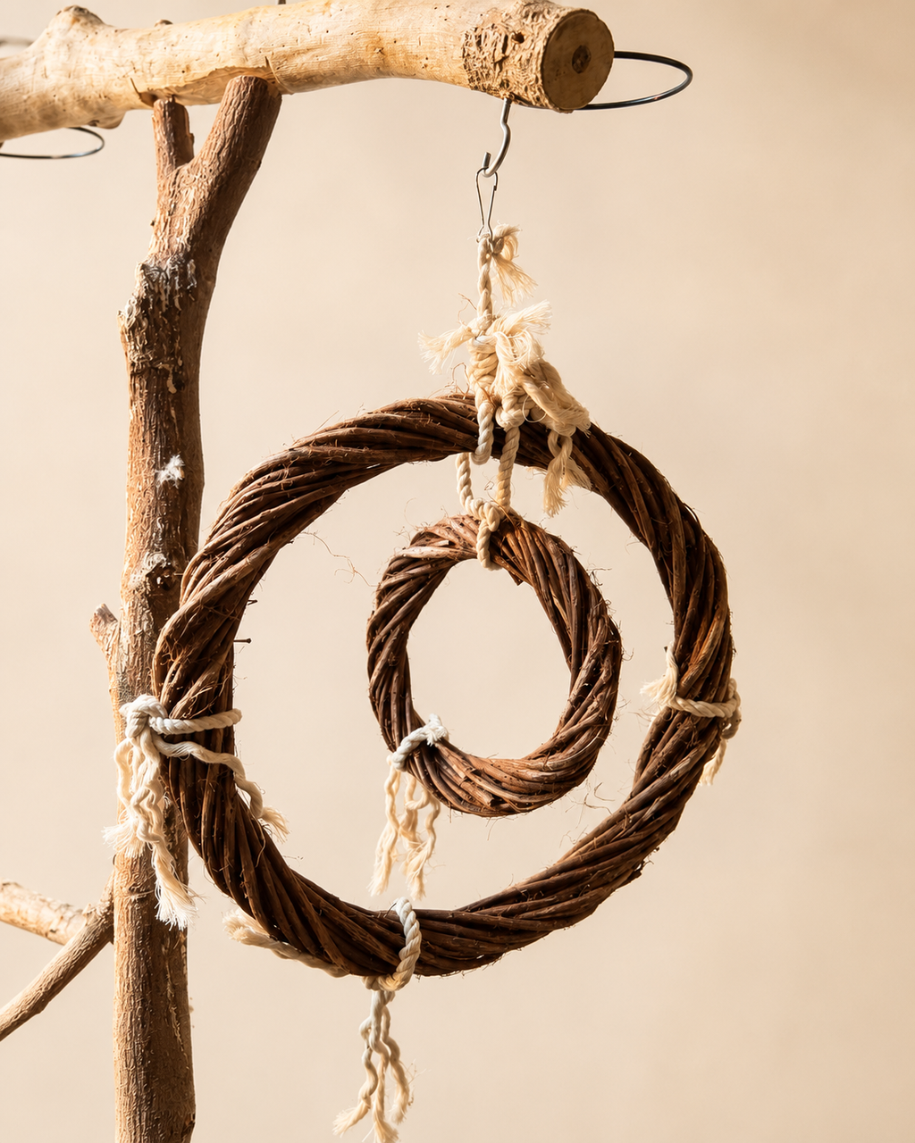 Natural Twisted Vine Double Spiral Bird Toy