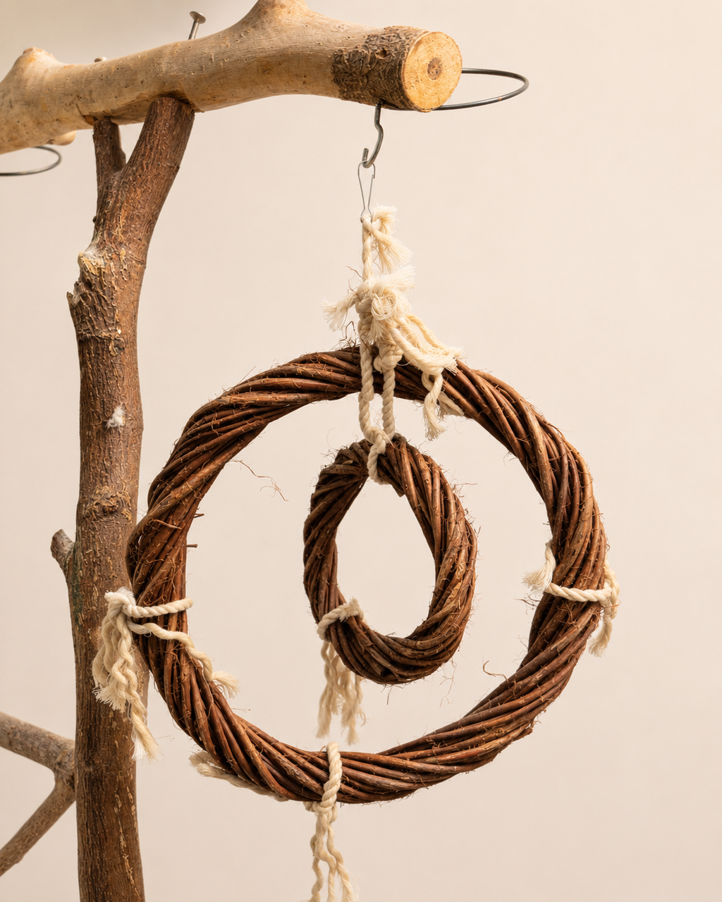 Natural Twisted Vine Double Spiral Bird Toy